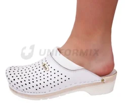 Uniformix Obuwie-Obuwie Medyczne Buxa Drewniaki Supercomfort, model FPU11, kolor biały