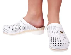 Uniformix Obuwie-Obuwie Medyczne Buxa Drewniaki Supercomfort, model FPU11, kolor biały