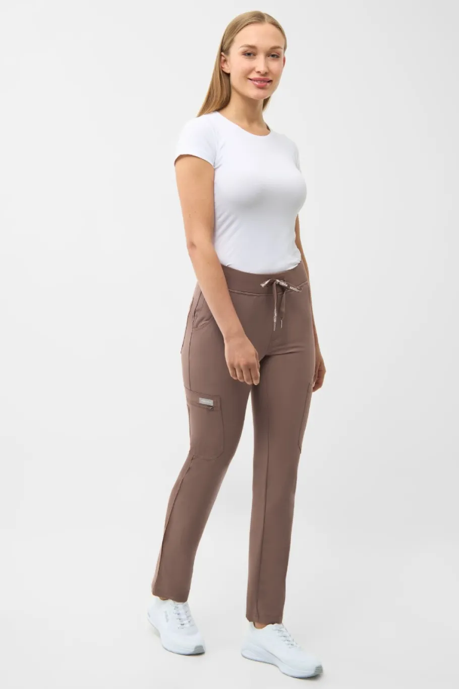 Uniformix Fizjoterapia|Kosmetologia-Spodnie medyczne damskie RayOn, 3030 Root Brown
